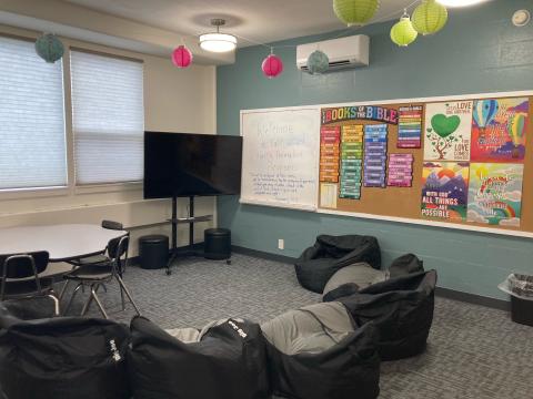 Classroom 2 with table and chairs